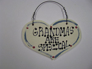 1015 - Grandmas Are Special small heart 
