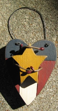 108SAH - Small America wood Heart 108SAH - Small America wood Heart