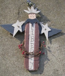 2517LA Liberty Primitive Wood Angel 