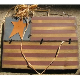 2629 - Primitive Flag Golden Metal Star 