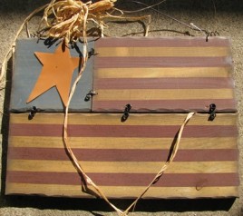 2629 - Primitive Flag Golden Metal Star 