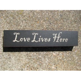 31423LLH Love Lives Here wood Block 