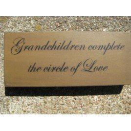 31431GCC - Grandchildren Complete the circle of love wood block 31431GCC - Grandchildren Complete the circle of love wood block