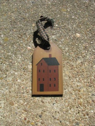 Primitive 31599H Saltbox House Wood Gift Tag Primitive 31599H Saltbox House Wood Gift Tag