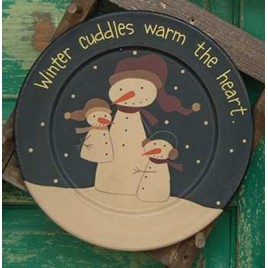 32995W  Winter cuddles warm the heart wood plate 