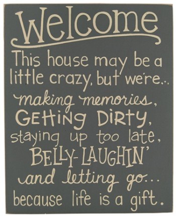 Primitive Wood Box Sign 32998W - Welcome Primitive Wood Box Sign 32998W - Welcome