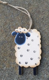 33098M Sheep Ornament 