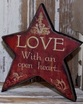  45366L - Love with an open heart  Wood Standing Star 