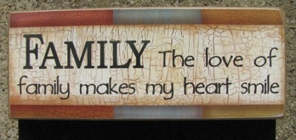 KLY56334Y - Family the love of family Makes my Heart smile wood block KLY56334Y - Family the love of family Makes my Heart smile wood block