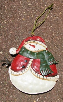 62315RVGSRH- Snowman Metal Green scarf and red vest ornament 62315RVGSRH- Snowman Metal Green scarf and red vest ornament