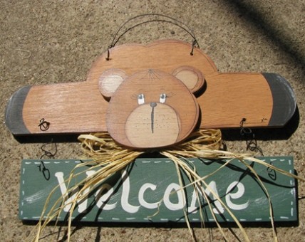 9001G - Welcome Bear Green Banner