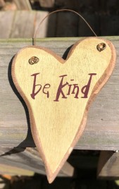 9003BEK - Be Kind wood Heart cream