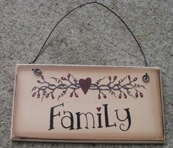  GM3033A - Family  Wood Sign