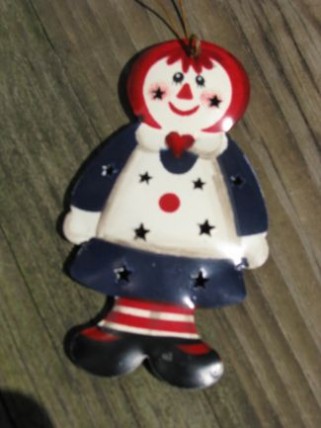 or312 Raggedy Ann Metal Christmas Ornament 