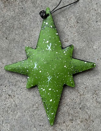 OR532 Green Star Snowflake metal ornament